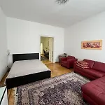 Superapartments In * Potsdam